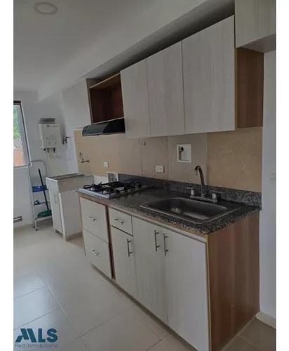 Apartamento En Excelente Ubicación.(mls#254231)