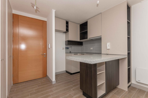 Edificio Av. Almte. Blanco Encalada (1 Est. 1 Bod.) Vista O