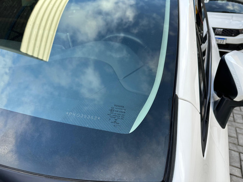 Toyota Corolla Hibrido com apenas 25.000km