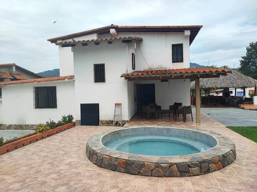 Imagen 4 de 17 de Casa En Venta En Carialinda Naguanagua Cód 146730 Lucrecia Escorcha