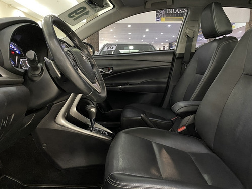 Imagem 12 de 15 de Toyota Yaris Xls Sedan 1.5 16v Flex 4p Aut C/ Teto Solar