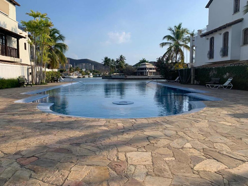 Imagen 20 de 21 de En Alquiler, Hermosa Casa,ubicada En Pueblo Viejo