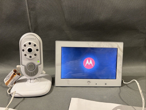 Imagen 1 de 6 de Monitor Bebé Motorola Mbp700 Pantalla 7´´ Con Control Remoto