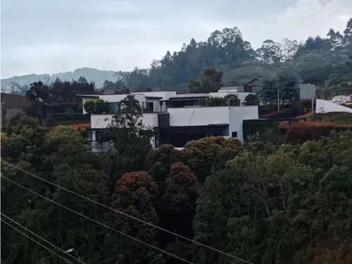 C-249 Casa De Un Nivel(envigado, Sector Via Aeropuerto Antes De Peaje)