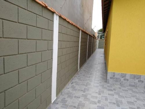 Imagem 10 de 13 de Casa Em Itanhaém Com Piscina E Vaga Para 1 Carro | 7706