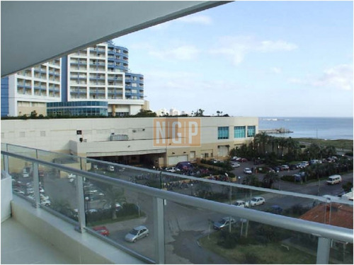 Imagen 2 de 30 de Punta Del Este Piso Alto Con Vista Al Mar!