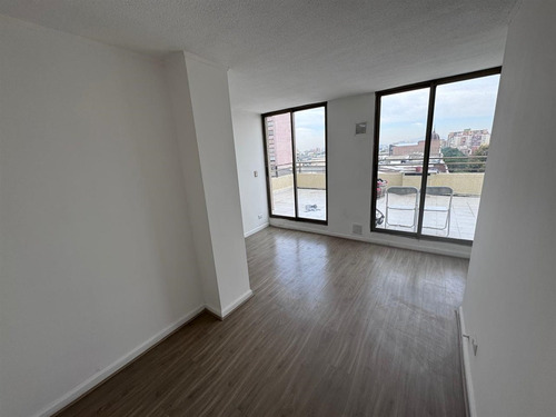 Arriendo Dpto Gran Terraza 1d,1b.- Stgo, Metro Los Héroes