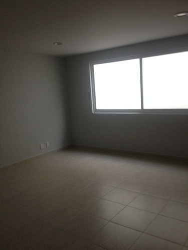Preciosa Residencia En Centro Sur, Misiones Ii - Sótano, 3 Habitaciones, Ctoserv