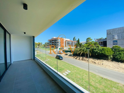 Imagen 2 de 11 de Departamento 2 Dormitorios En Playa Mansa
