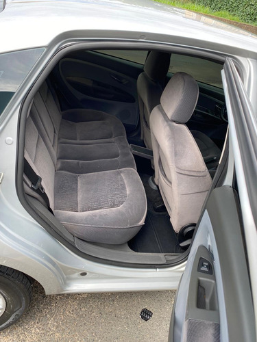Fiat Linea 1.8 16v 4p Flex Hlx
