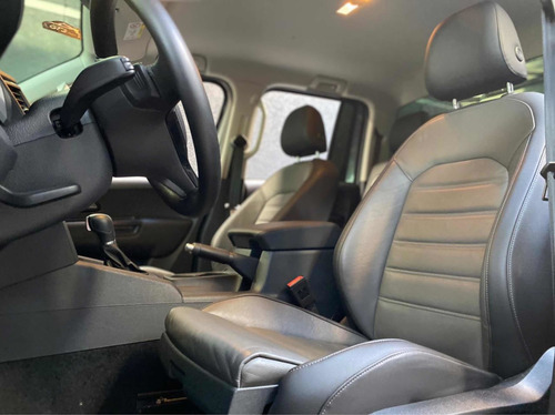 Imagem 6 de 10 de Volkswagen Amarok 3.0 Highline Cab. Dupla V6 4x4 Aut. 4p