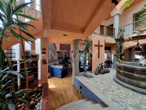 Casa En Venta Estilo Mexicano En Campestre Morillotla! A Un Min De Periférico!