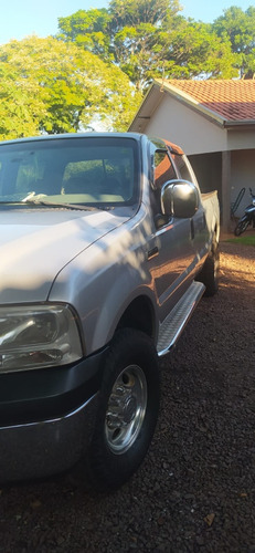 Ford F-250 4.2 Td Xlt Cab. Dupla 4p