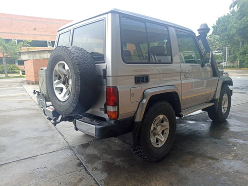 Imagen 6 de 18 de Toyota Macho