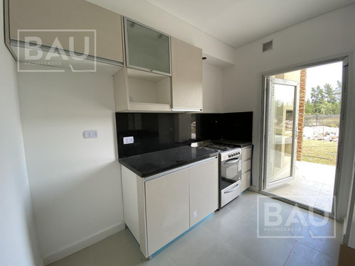 Dúplex Tipo Casa Con Jardín Y Parrilla Propios, Jardines Del Palmar, Nordelta