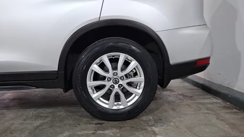 Nissan X-Trail 2.5 SENSE 2 ROW AUTO