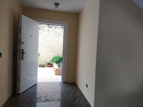 Imagen 3 de 19 de Venta Casa 279mts2 6h/3b/4pe Parque El Retiro 5184