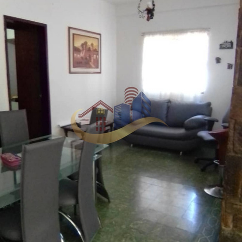 Imagen 3 de 13 de Casa En Venta En Caraballeda De 7 Hab.5 Baños Ref 895