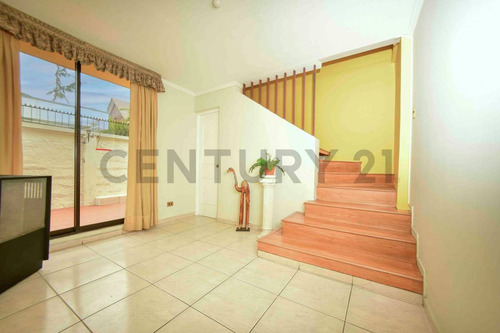 Amplia Casa Cercana Metro Hernando De Magallanes