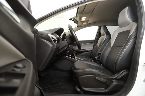 Chevrolet Onix plus 1.0 Turbo Premier At