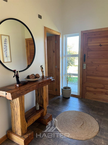Casa Y Cabaña En Venta De 6 Dorm. En Puerto Varas