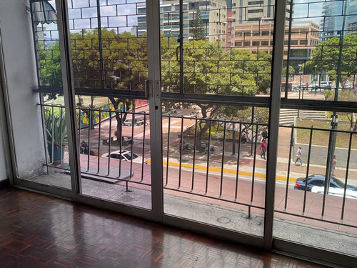 Altamira, Se Alquila Oficina O Local Para Consultorio. Beatriz Pacheco Mls #25-23542