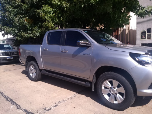 Toyota Hilux 2.8 Cd Srv 177cv 4x2