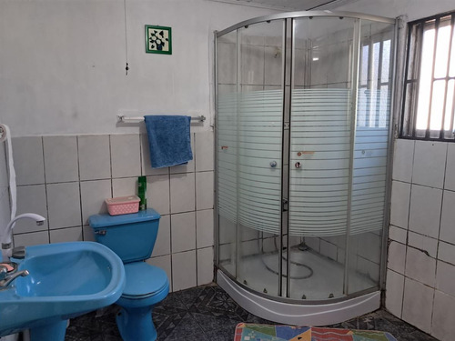 Casa En Venta De 3 Dorm. En Coronel