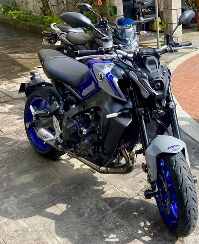 Excelente Mt-09 , Con Varios Accesorios , Full