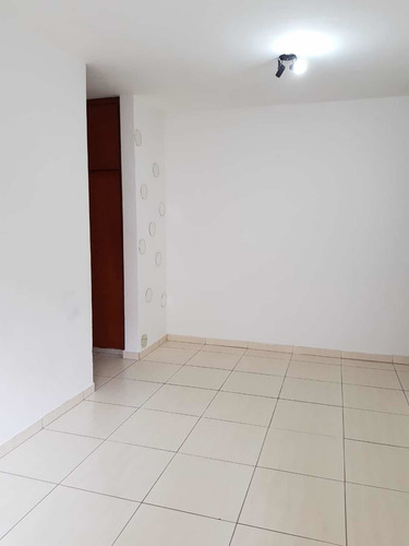 Imagem 8 de 25 de Apartamento 2 Dormitorios 70mts Com 1-vaga. Valor Total Com Condominio R$:1.718