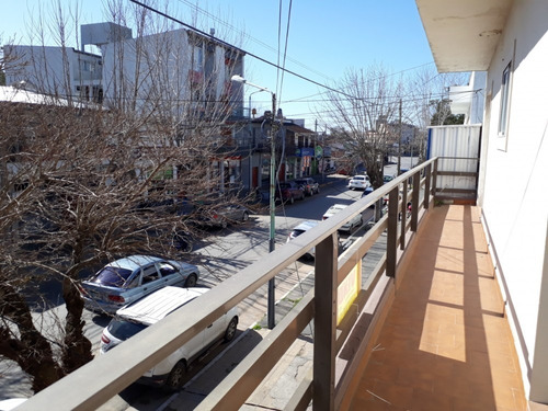 Santa Teresita. Av 32.block 2 Locales Con Deposito Y Casa Pa