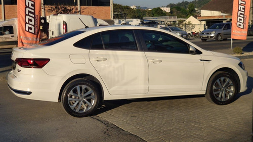 Imagem 10 de 15 de Volkswagen Virtus 1.0 200 Tsi Highline Automático