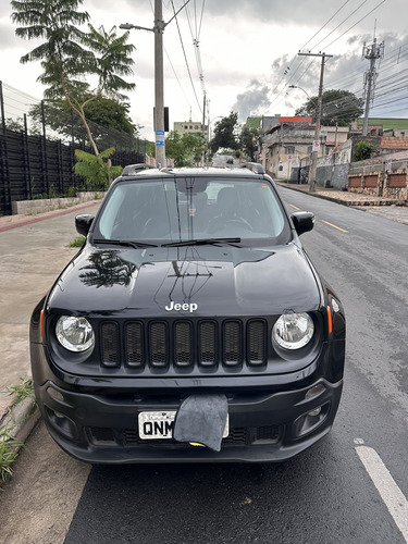 Jeep Renegade 1.8 Flex Aut. 5p