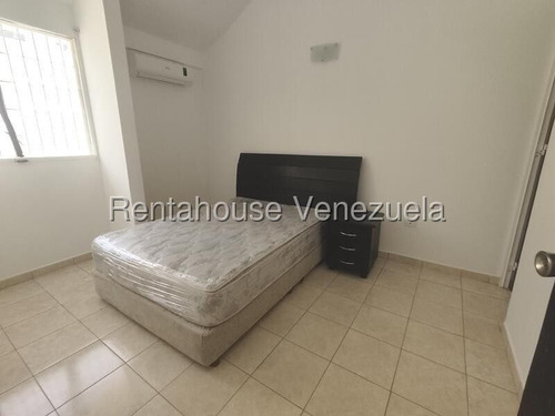 Casa Vacacional En Venta En Tucacas Falcon Fm Con Planta