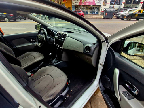 Renault Logan 1.6 Privilege 105cv