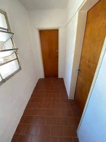 Imagen 8 de 8 de Amplio Departamento 3 Ambientes