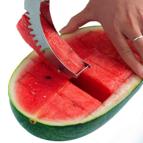 Imagem 5 de 10 de Fatiador Melancia Cortador Fruta Inox Resistente Cozinha Lar