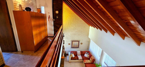 Venta Casa 7 Amb C/parque Pileta Quincho Y Balcon