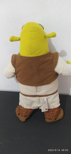 Boneco Shrek Hasbro Pelúcia Fala Em Inglês.funcionando (Usado)