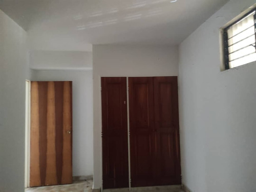 Imagen 3 de 10 de Alquiler De Aparatento En Maracay - Inmobiliaria Maggi Cod. 901