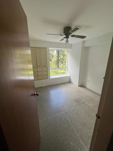 Imagen 17 de 26 de Apartamento 3 Hab 2 Baños, Sala, Comedor Y Cocina