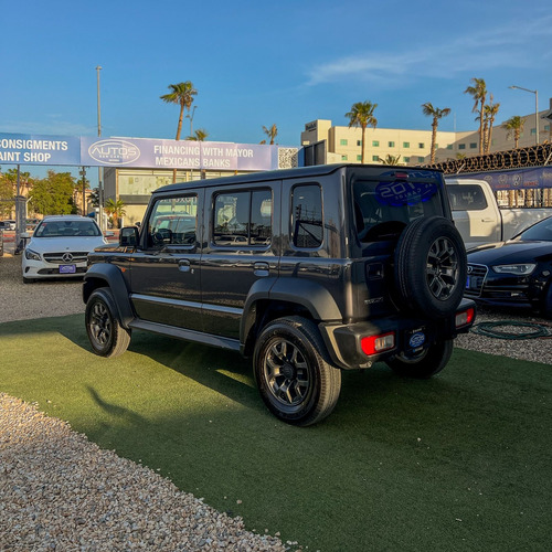Suzuki Jimny 1.5 Glx At 5P