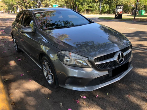Mercedes Benz A200 Urban Service Oficiales