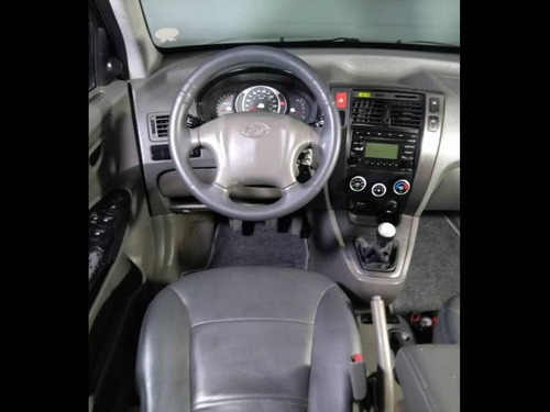 Imagem 7 de 13 de Hyundai Tucson Gl 2.0 16v