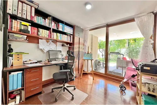 Doble Jardin De Buen Tamaño Privado, Las Condes