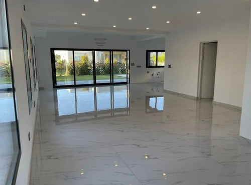 Imagen 9 de 10 de Susana Aravena Propiedes Casa - Vila Marina I