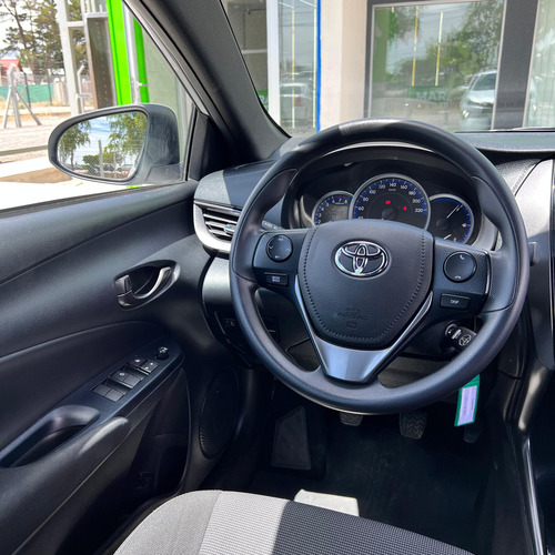 Toyota Yaris 1.5 107cv Xs