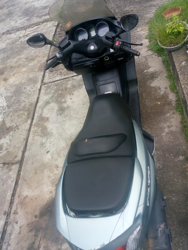 Yamaha Majesty