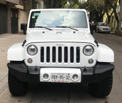 Imagen 8 de 14 de Jeep Wrangler Unlimited Sahara 4x4
