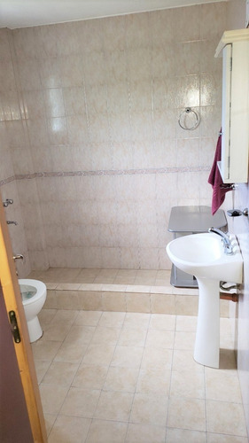 Imagen 12 de 14 de Excelente Casa Amplia De 4 Ambientes En Venta - Pilar